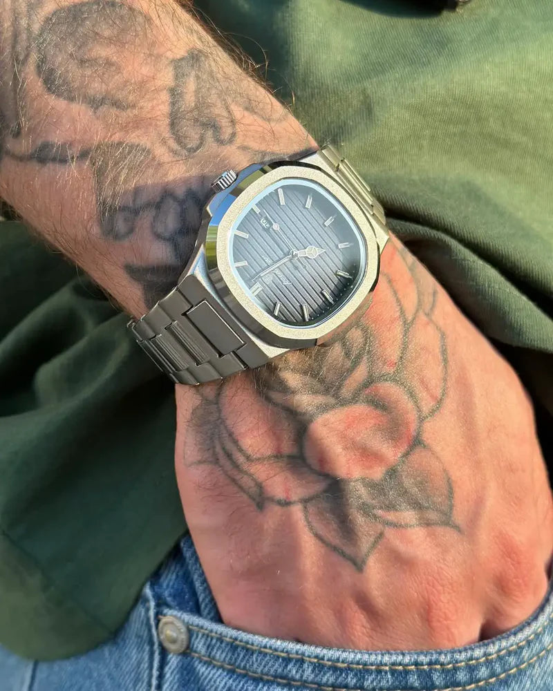 Relógio Clássico Dominos Poedagar