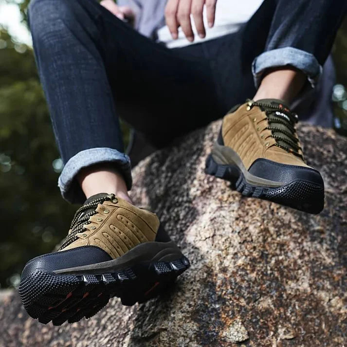 Tênis Berlim de Couro Masculino á Prova D'água Marrom